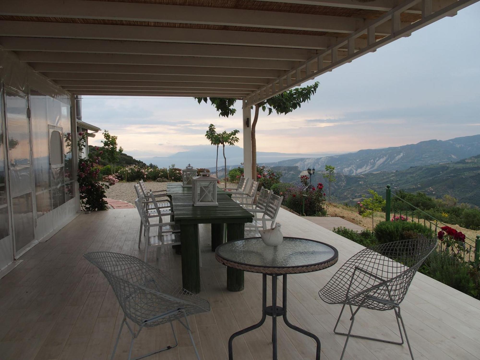 Ktima Noosfera Wellness & Retreat Center Hotel Karia  Bagian luar foto